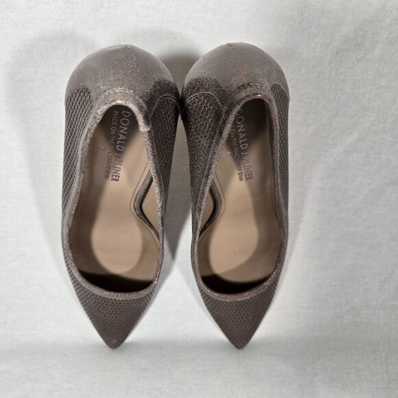 DONALD J PLINER Platino Metallic Brush Off LEATHER Point Toe Heel Pump Size 8.5M - Picture 15 of 17